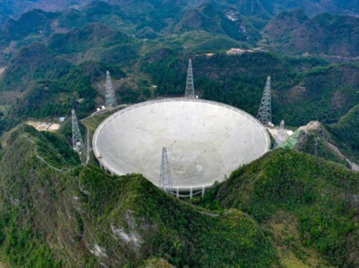  «فاست» الصيني يكتشف أكثر من 900 نجم نابض