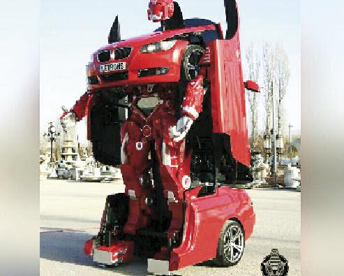 «أبوظبي» تشهد عرض أول سيارة في العالم تتحول إلى روبوت عملاق !