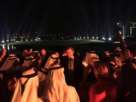 ابنا ترامب يفتتحان ملعبا للجولف في دبي