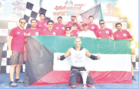 العبدالرزاق يحقق المركز الثاني في بطولة الإمارات للدراجات المائية