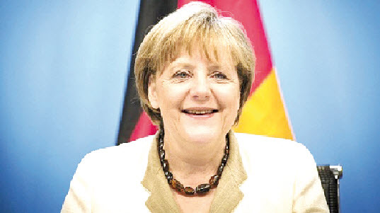 شبيغل: أَلمانيا ستحقق فائضا في موازنة 2015  
