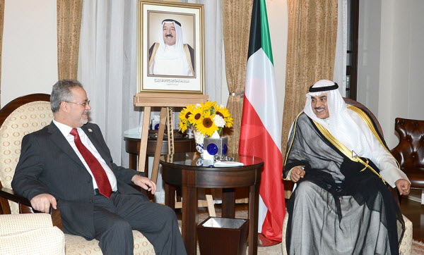 الشيخ صباح الخالد يلتقي وزير الخارجية اليمني 