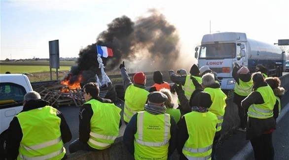 فرنسا: توقيف 107 من محتجي "السترات الصفراء"