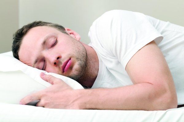 انقطاع التنفس أثناء النوم يزيد خطر الإصابة بالسكري 