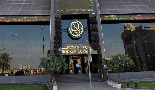 اقتصاديون: انضمام 24 شركة كويتية لـ "ستاندرد آند بورز" سيزيد سيولة البورصة 