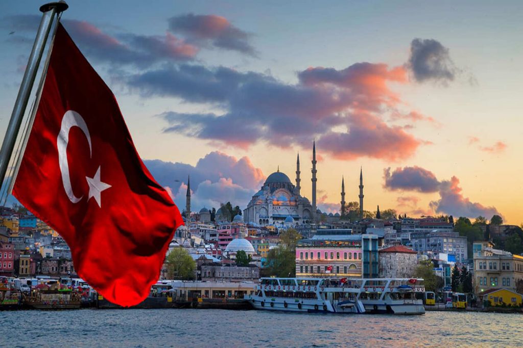 تركيا تجتذب 17 مليون سائح في عام كورونا