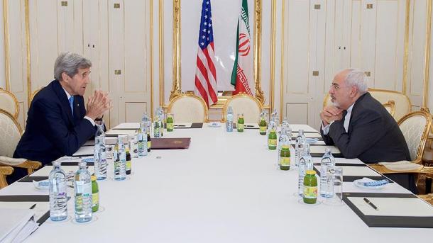 واشنطن تنفي عرقلة النشاطات التجارية مع إيران