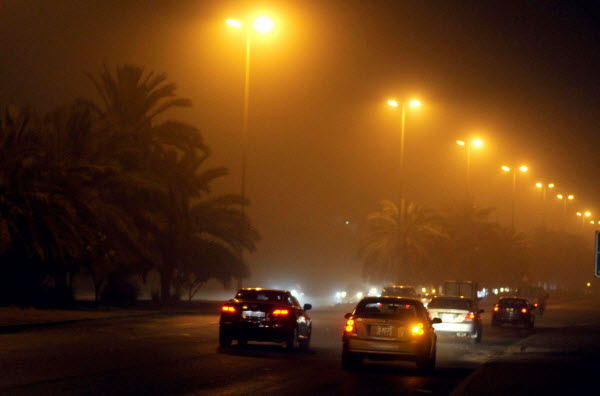 الداخلية تدعو المواطنين والمقيمين إلى توخي الحذر بسبب تقلبات الطقس في البلاد 
