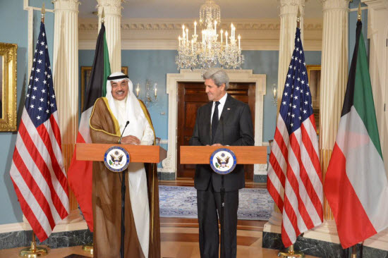 كيري يجدد إلتزام واشنطن بأمن وسلامة واستقرار الكويت 