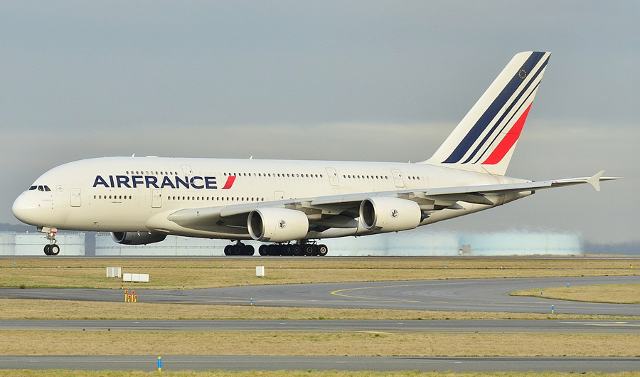  الخطوط الجوية الفرنسية تعلّق رحلاتها إلى إيران