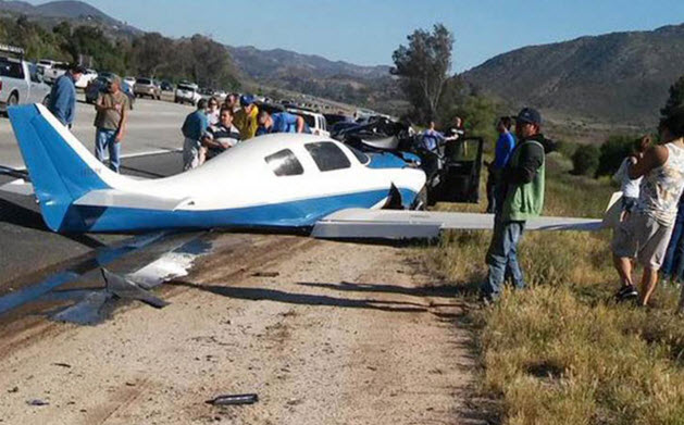 مقتل وإصابة 6 أشخاص في اصطدام طائرة صغيرة بسيارة في "كاليفورنيا"