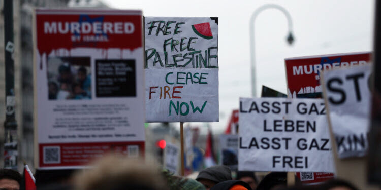  11-12-23 .. إضراب شعبي عالمي لدعم غزة