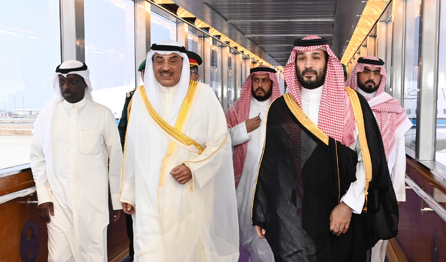  سمو ولي العهد يصل إلى المملكة العربية السعودية في زيارة رسمية