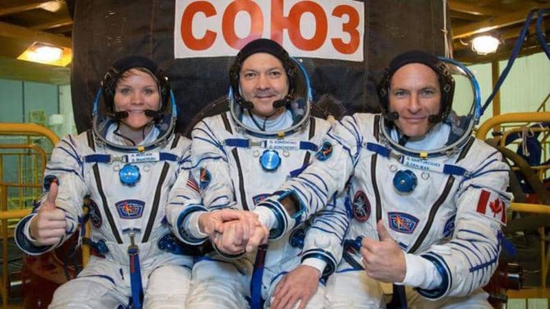 عودة 3 رواد إلى الأرض بعد قضاء نحو 7 أشهر في الفضاء