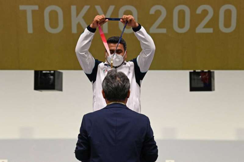  فروغي يمنح إيران أول ذهبية بـ منافسات الرماية في الأولمبياد