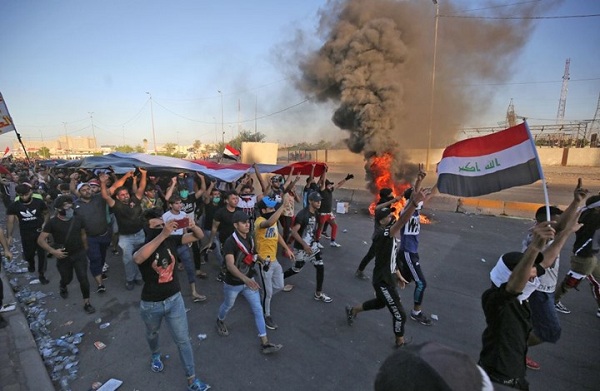 مقتل 15 في اشتباكات بشرق بغداد 