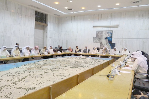 "لجنة البيئة" توصي بتشكيل فريق للكشف عن مخالفات مجارير المياه بجون الكويت