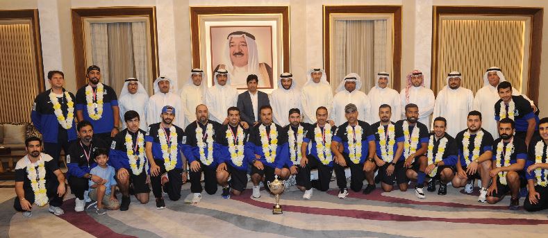 "الألعاب الشتوية" الكويتي: انجاز منتخب هوكي الجليد يطور من الرياضات الشتوية في البلاد 