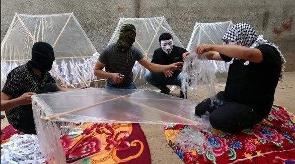 الجيش الإسرائيلي يهاجم خلية فلسطينية لإطلاق بالونات حارقة