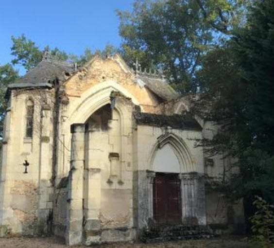كنيسة قديمة صغيرة للبيع في فرنسا.. شرط نقلها من موقعها