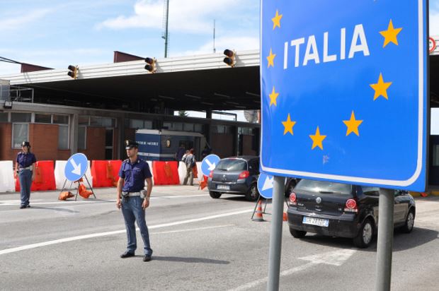 المهاجرون العاملون في ايطاليا يساهمون بنحو 9 بالمئة من الناتج القومي  
