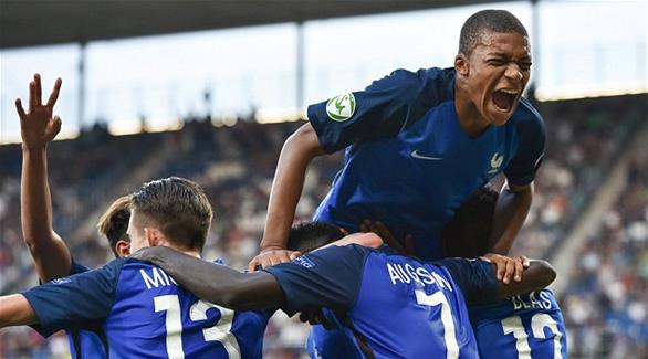 فرنسا تهين إيطاليا وتتوج بلقب "يورو 2016" للشباب