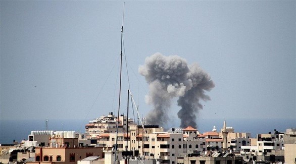 غزة: طائرات الاحتلال تقصف نفقاً تجارياً رداً على إطلاق صواريخ