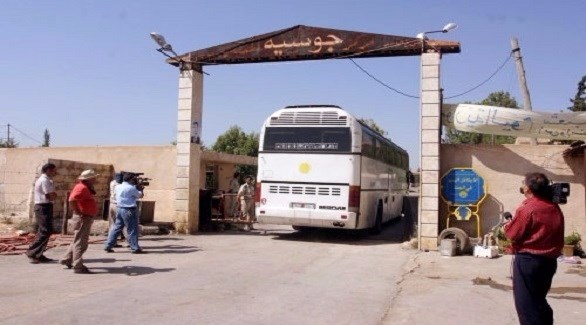 إعادة فتح معبر حدودي بين لبنان وسوريا