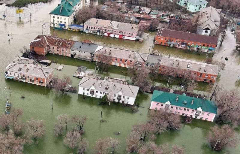  فيضانات جنوب روسيا تهدد حياة 19 ألف شخص
