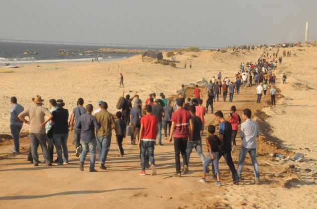 انطلاق المسيرة البحرية "السابعة" في بحر غزة للمطالبة بكسر الحصار الاسرائيلي 