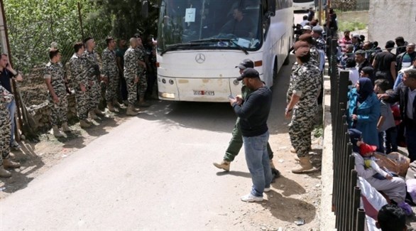 المرصد: اعتقال عشرات اللاجئين العائدين من لبنان إلى سوريا