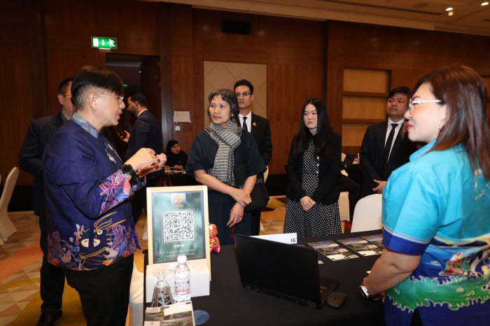  100 ��� ���� ����� ����� ������� ���� ��� 2025