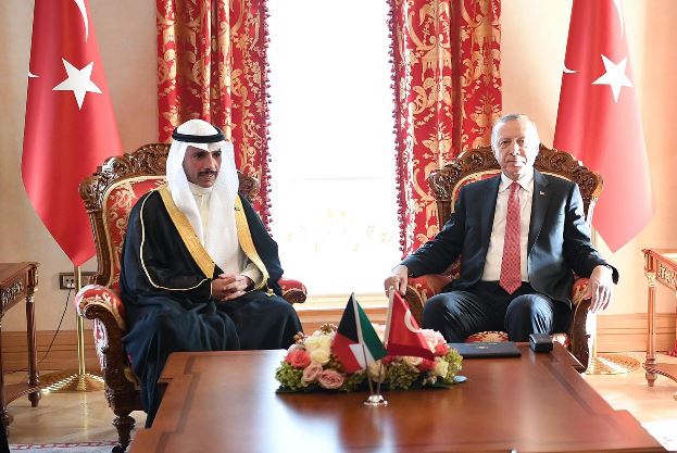 رئيس مجلس الامة يجتمع الى الرئيس التركي في اسطنبول 