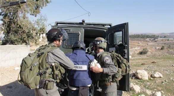 السلطة الفلسطينية تندد باعتقال إسرائيل 4 صحافيين