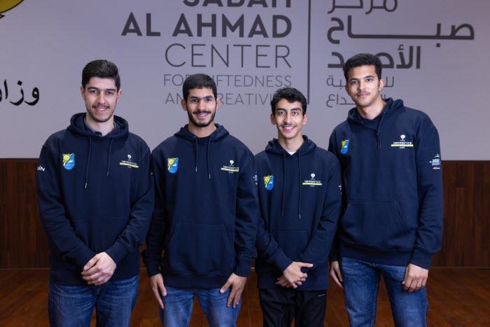  فريق جامعة الكويت يفوز بجائزة أفضل بناء للروبوت في مسابقة «vex» الدولية