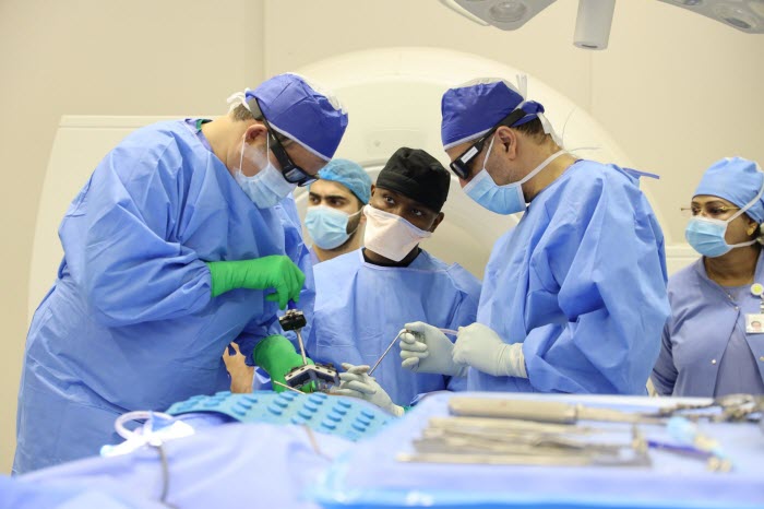  قطر.. «حمد الطبية» تجري جراحة دقيقة بتقنية تستخدم للمرة الأولى في «الشرق الأوسط»