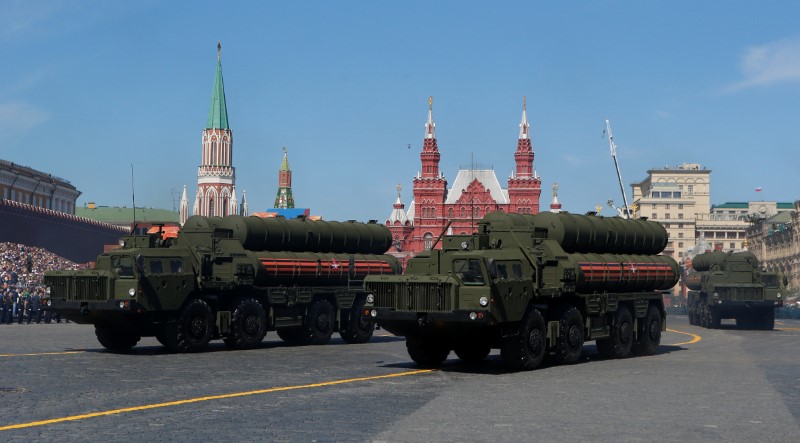 قطر تبحث مع روسيا صفقة محتملة لشراء أنظمة إس-400 الصاروخية