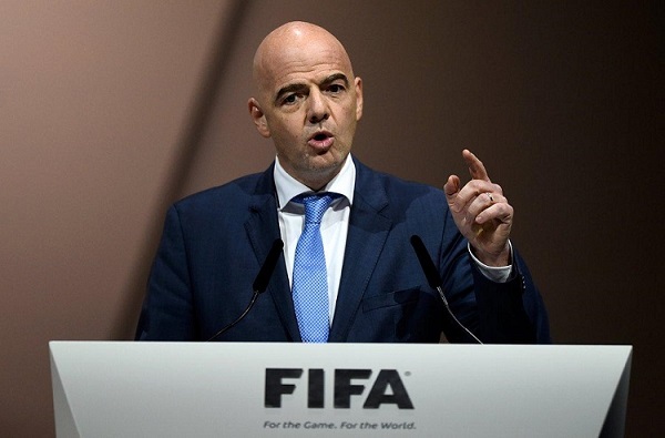"الفيفا" يحسم الجدل حول كأس العالم للأندية ويقرر تأجيلها رسمياً