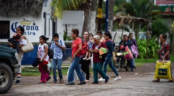 المكسيك: إجلاء الآلاف من السواحل تأهباً لإعصار "ويلا"