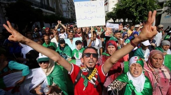 إطلاق سراح معتقلين في احتجاجات طلابية ضد النظام بالجزائر