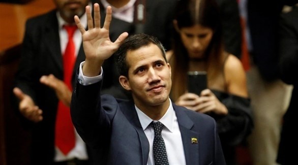 فنزويلا تعلق طرد الدبلوماسيين الأمريكيين