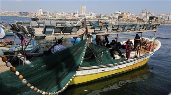 الاحتلال الإسرائيلي يوسع مسافة الصيد على سواحل غزة إلى 15 ميلاً بحرياً