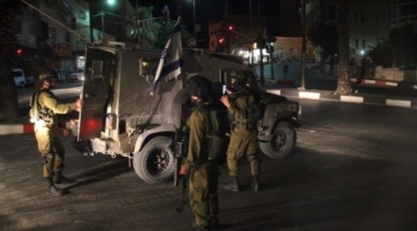 إسرائيل تعتقل 11 فلسطينياً من الضفة الغربية