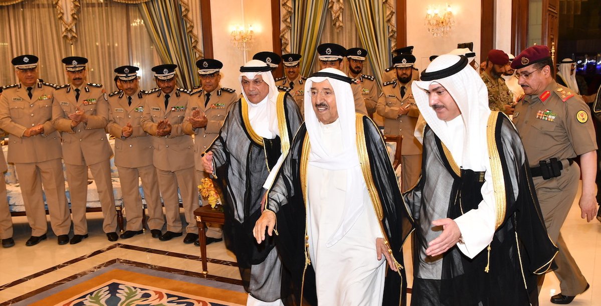 سمو أمير البلاد يقوم بزيارة إلى مبنى "الشيخ نواف الأحمد" بوزارة الداخلية