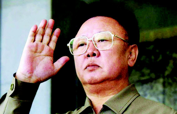 نهاية ديكتاتور- كيم جونغ إيل.. حاكم سيطر على عقل الشعب