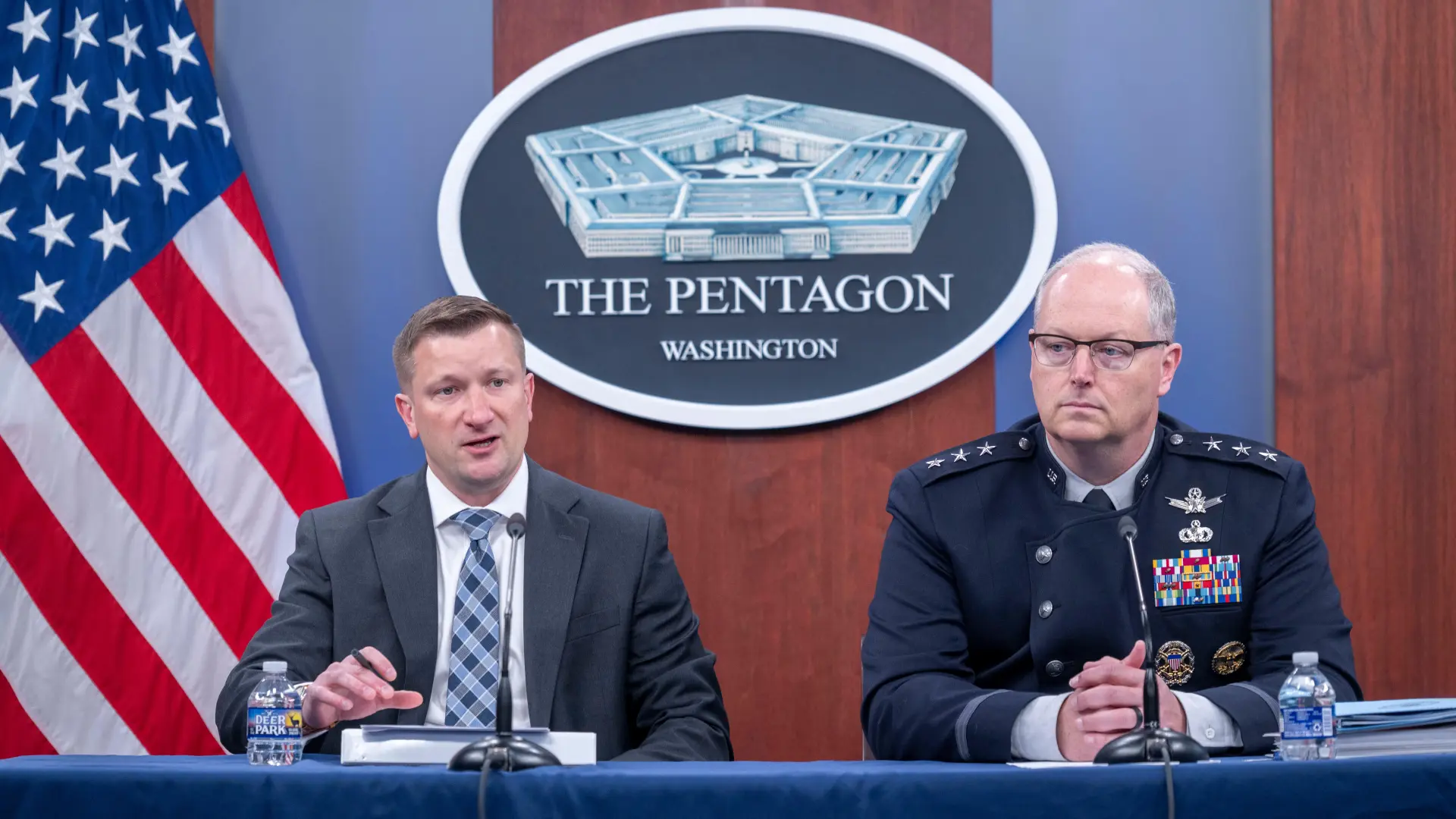 ������ ����� ����� ������ ������� ��� ����� �����