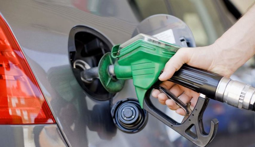 لن تصدق أن هذه التصرفات تستهلك الوقود في سيارتك!