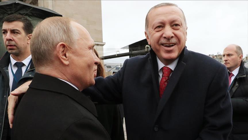 الرئيس التركي يلتقي مع نظيره الروسي في باريس
