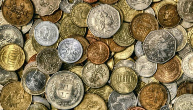 مزارع صينى يكتشف ثروة من العملات الاثرية وزنها 4 أطنان