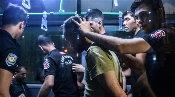 تركيا: مداهمات بحثاً عن 89 متهماً بالتورط في الانقلاب الفاشل